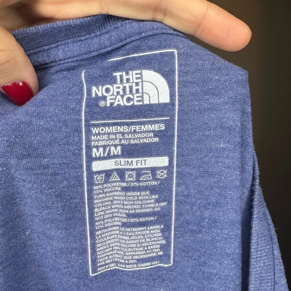 The North Face Women's Heathered Blue V-Neck Tee - Picture 2 of 3
